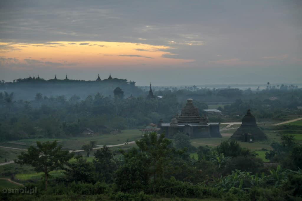 Wieczór w Mrauk U Birma