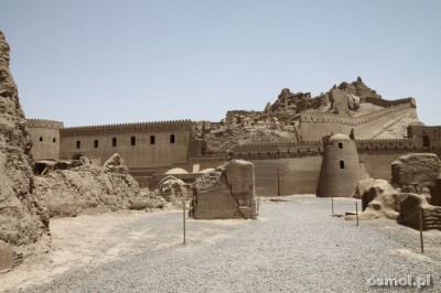 Bam - twierdza powoli odbudowywana przez archeologów