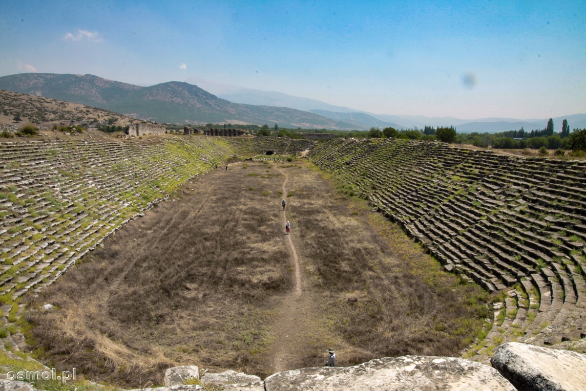 Ruiny antycznego stadionu w Afrodyzji. Stadion mógł pomieścić 30 tysięcy widzów