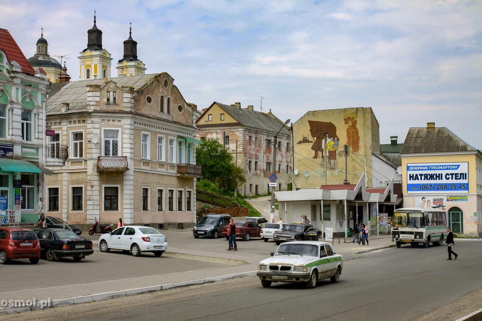 Krzemieniec jest mieszanką pozostałości po Polsce i sowieckich budynków, które pasują do miasta jak pięść do nosa. Ale można tu też spotkać ciekawy street art