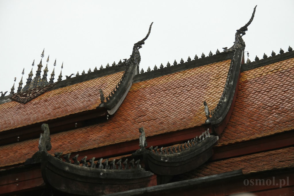 Dach swiątyni w Laosie