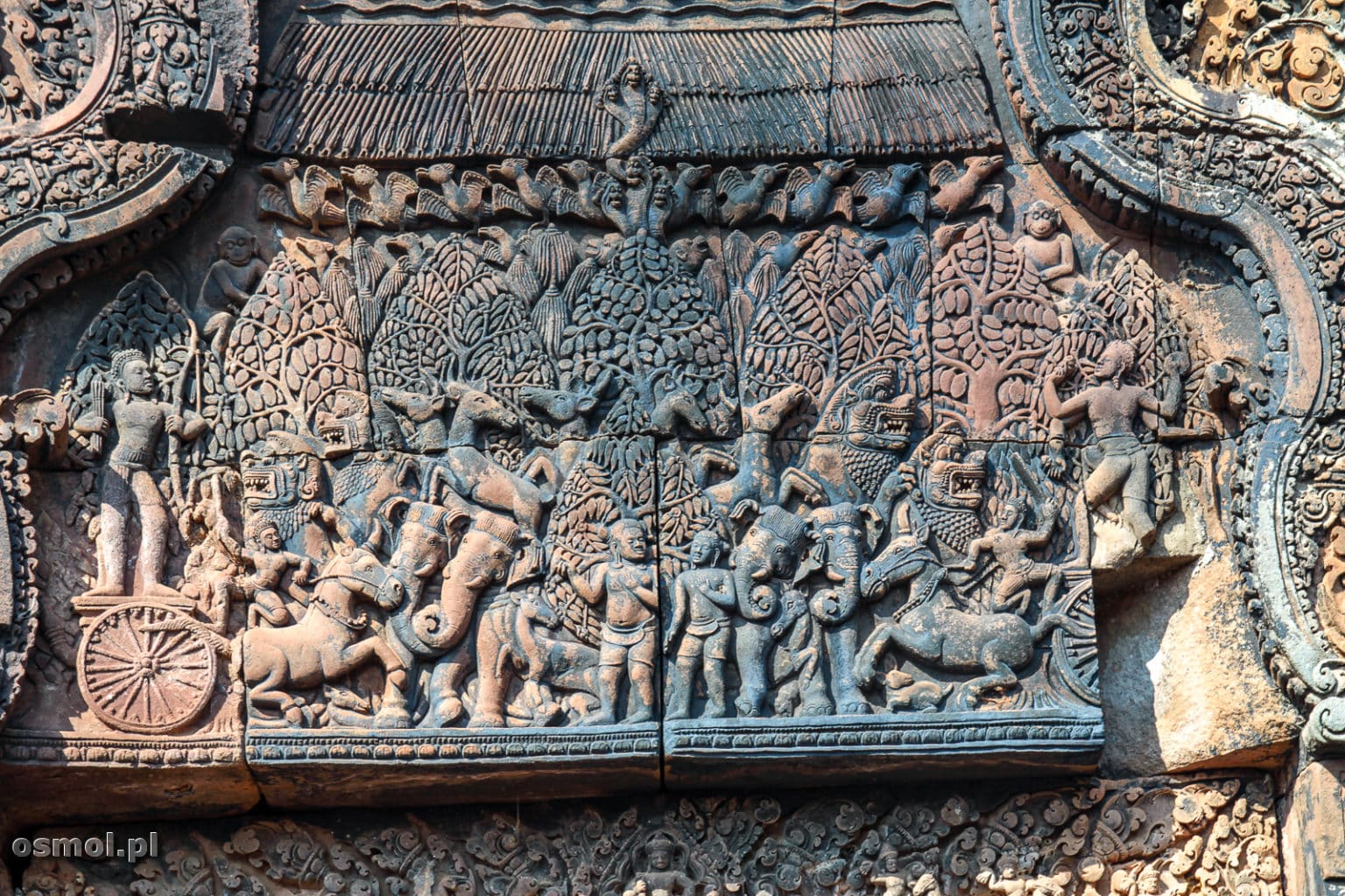 Płaskorzeźby w Banteay Srei