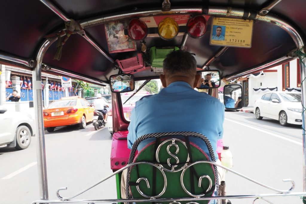 Kierowca tuk tuka w Bangkoku