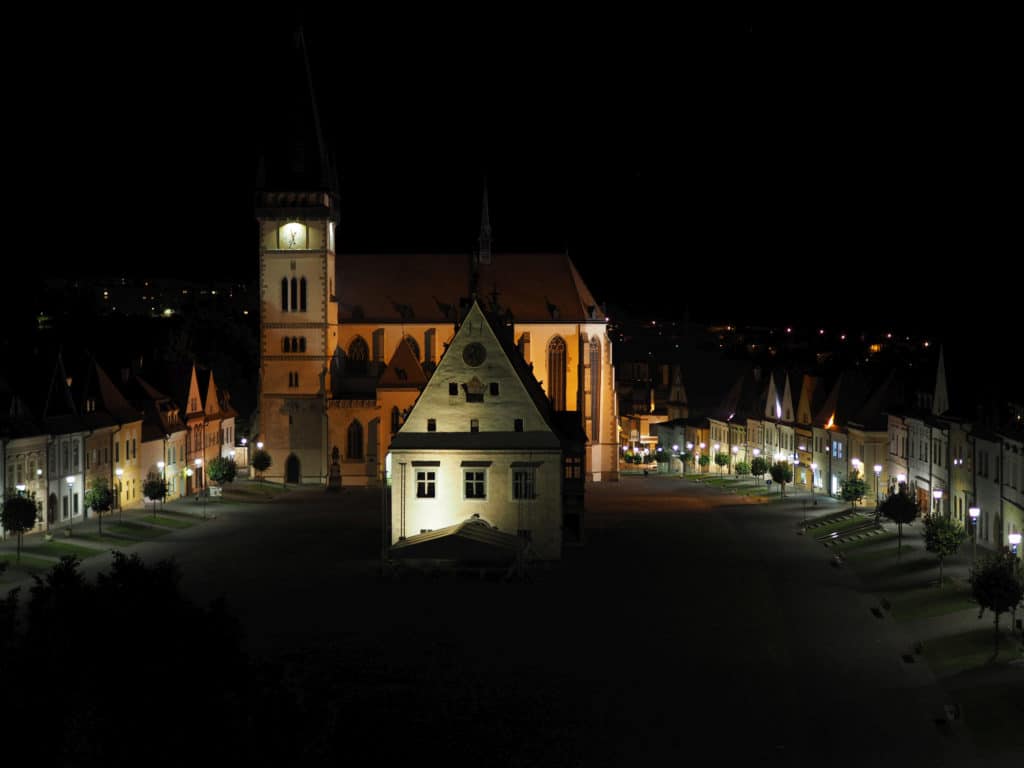 Rynek w Bardejovie nocą