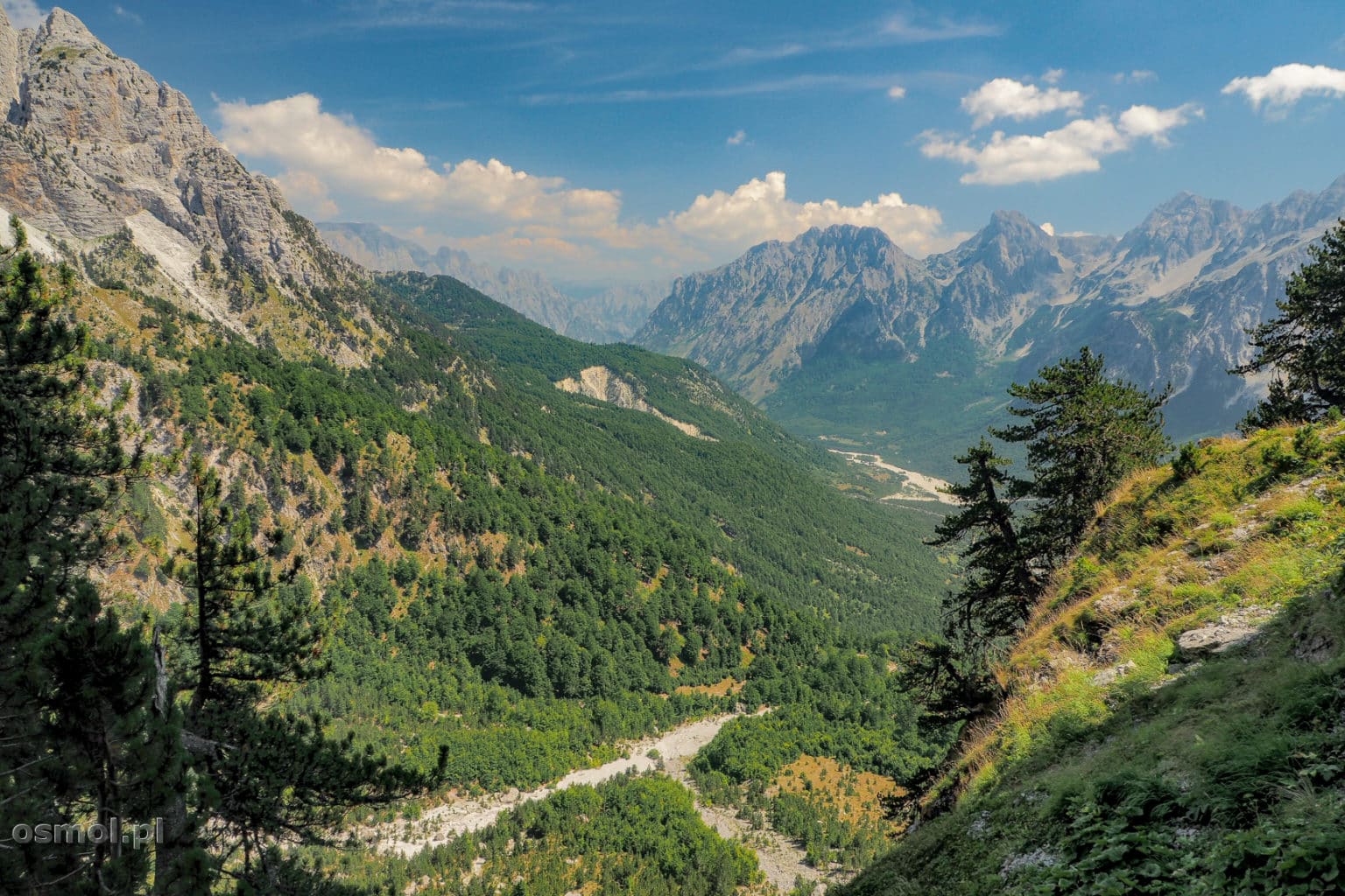 Góry Przeklęte w Albanii - szlak prowadzący z Valbony do Theth