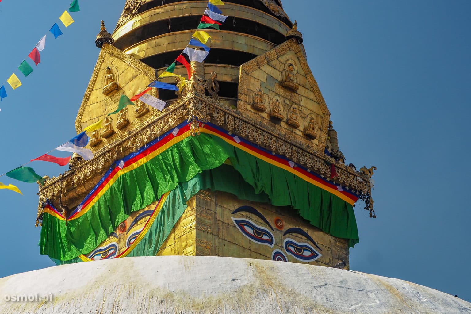 Oczy Buddy w świątyni Swayambhunath