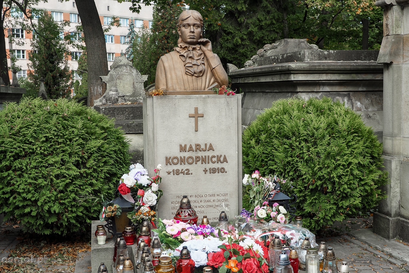 Grób Marii Konopnickiej na Cmentarzu Łyczakowskim we Lwowie