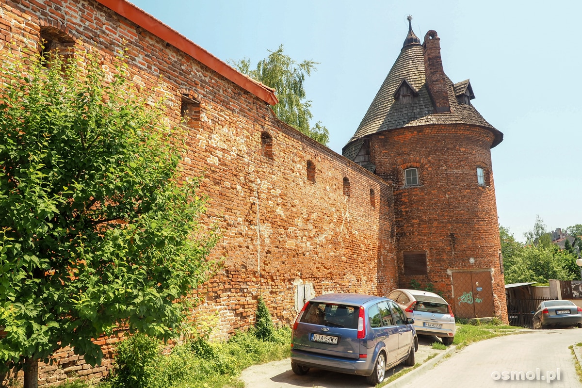 Mury opactwa Dominikanów w Jarosławiu