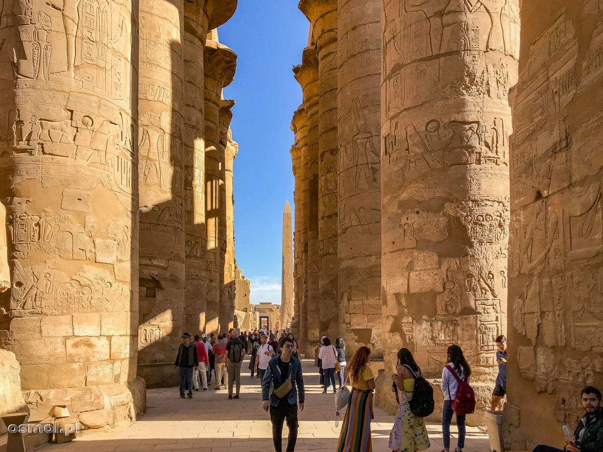 Sala hypostylowa w Karnaku