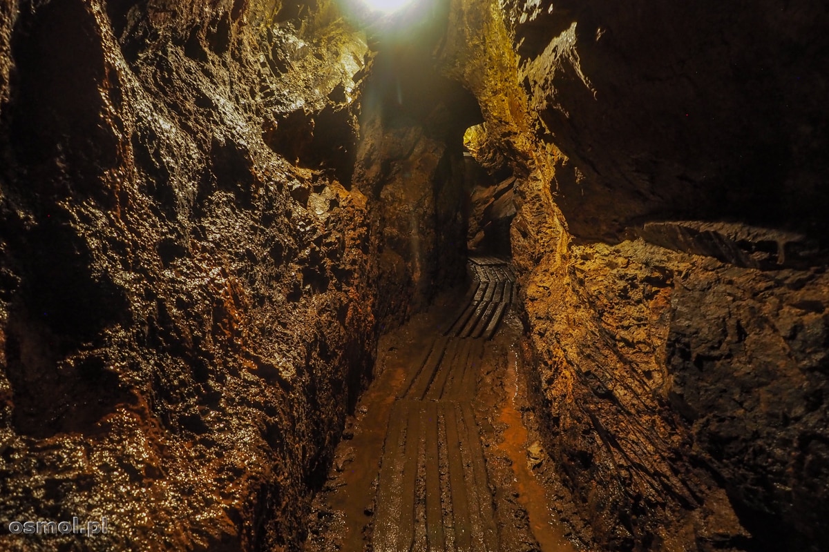 Korytarz w kopalni złota Aurelia w Złotoryi