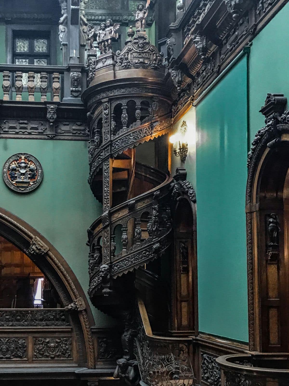 Przepiękne schody w pałacu Peles. To z ich powodu przyjechałem do Rumunii