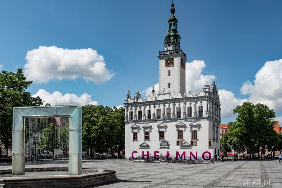 Rynek i ratusz w Chełmnie