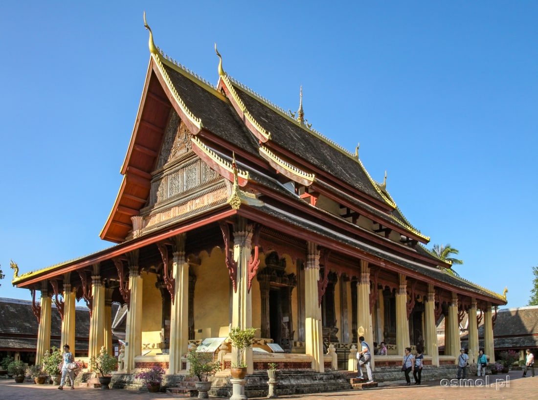 Wat Si Saket - chyba najbardziej klimatyczna świątynia w Wientian