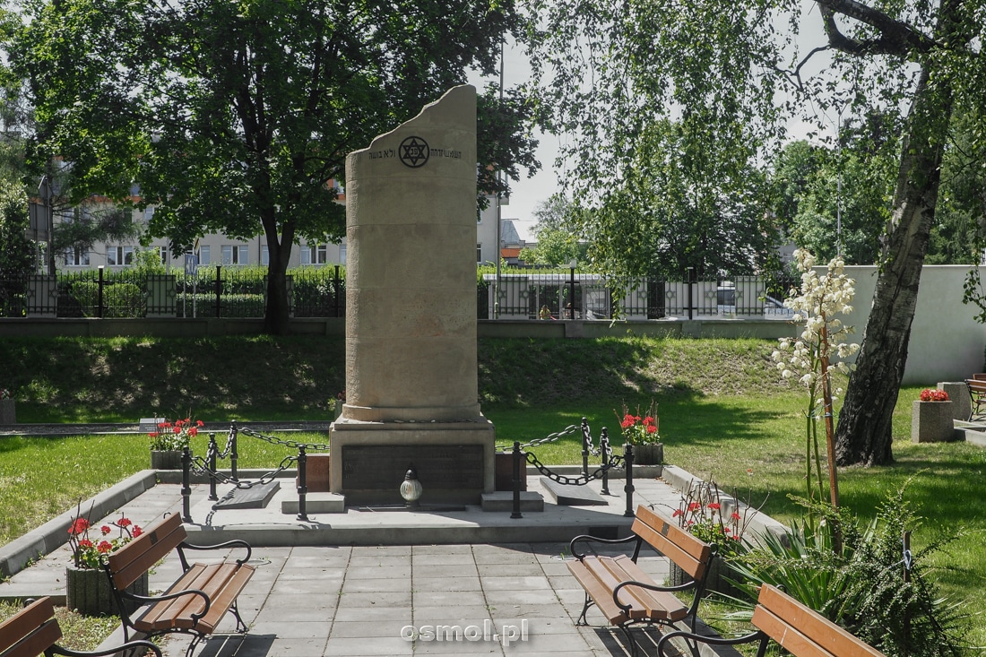 Pomnik na cmentarzu żydowskim w Tarnowie stanął w miejscu, gdzie podczas wojny Niemcy rozstrzeliwali Żydów