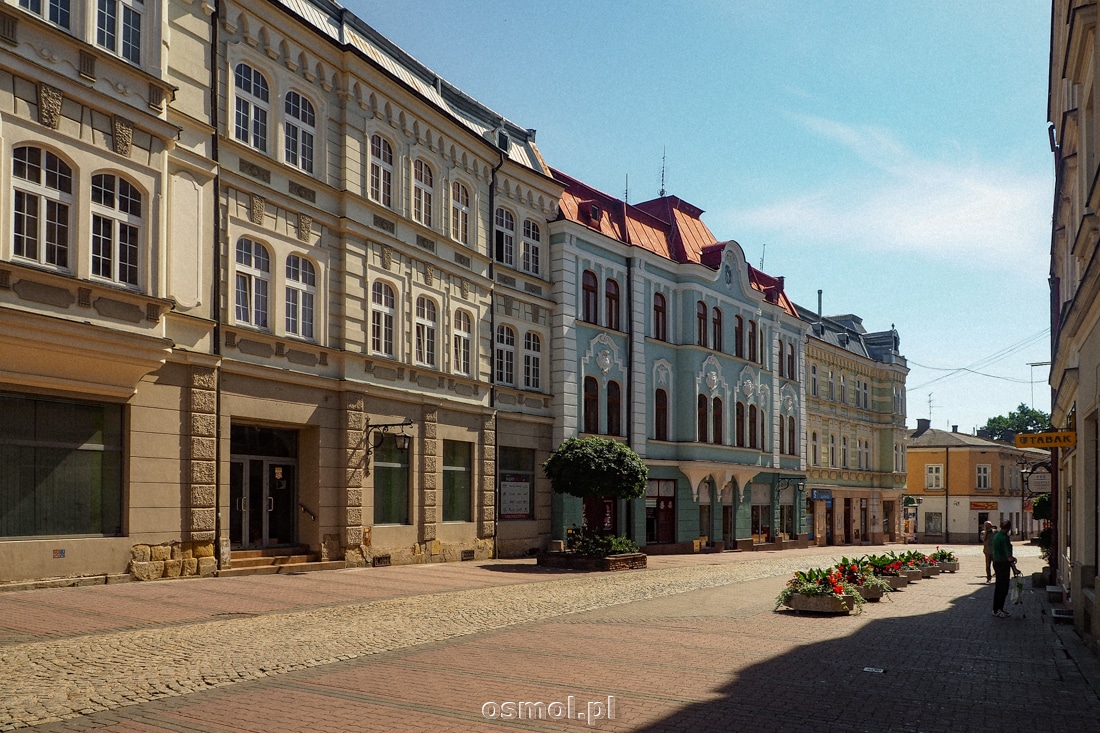 Secesyjne kamieniczki na ulicy Wałowej