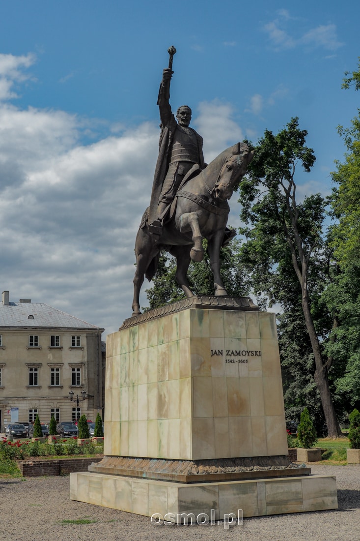 Pomnik Jana Zamoyskiego, fundatora Zamościa