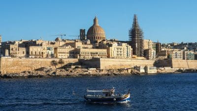 Widok na Vallettę z Sliemy czyli drugiego brzegu zatoki