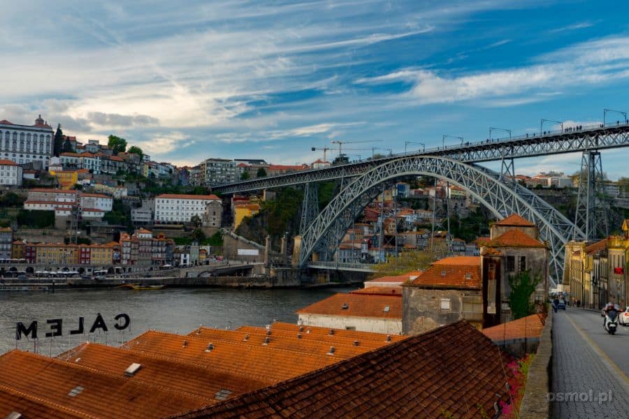 Widok na Most w Porto z Vila Nova de Gaia