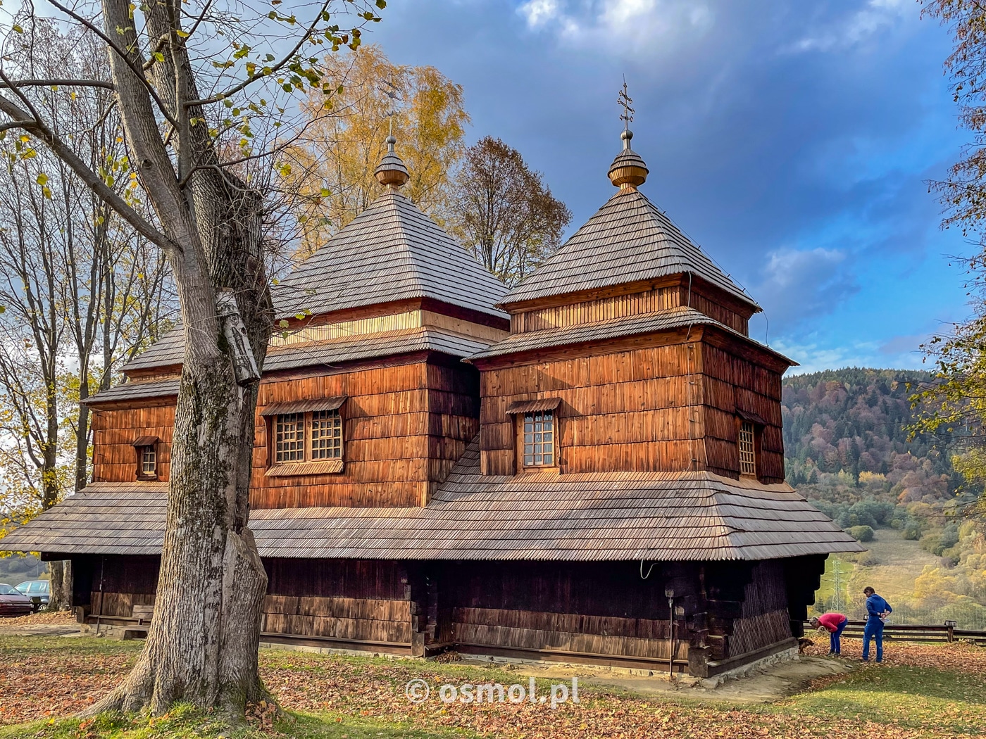 Drewniana cerkiew w Smolniku wpisana jest na listę UNESCO.