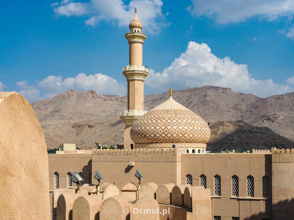 Nizwa - widok na meczet z murów fortu